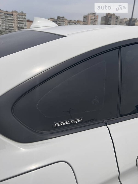 BMW 4 Series 2017  випуску Київ з двигуном 2 л бензин купе автомат за 32000 долл. 