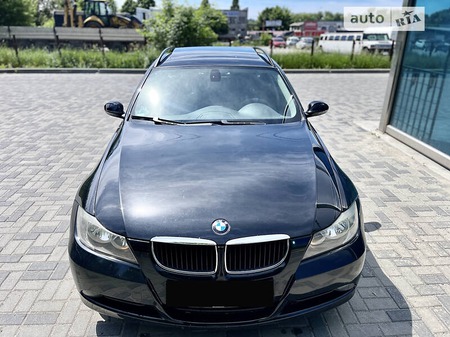 BMW 320 2007  випуску Дніпро з двигуном 2 л дизель універсал механіка за 6800 долл. 