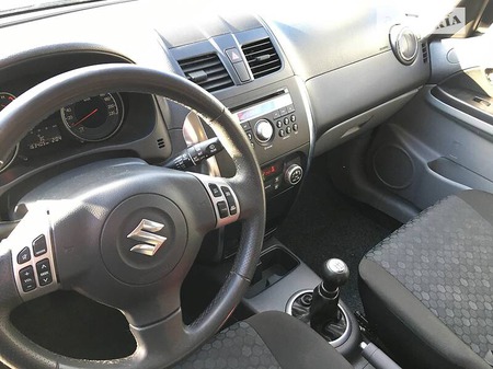 Suzuki SX4 2011  випуску Херсон з двигуном 1.6 л бензин хэтчбек механіка за 7900 долл. 