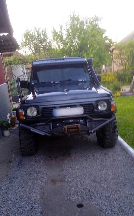 Nissan Patrol 1996  випуску Львів з двигуном 0 л дизель позашляховик механіка за 5500 долл. 