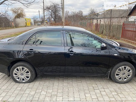 Toyota Corolla 2008  випуску Дніпро з двигуном 1.6 л  седан  за 7300 долл. 