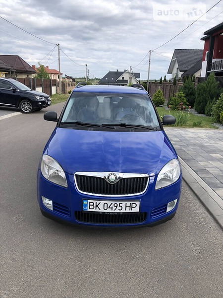 Skoda Fabia 2009  випуску Рівне з двигуном 1.4 л дизель універсал механіка за 5800 долл. 