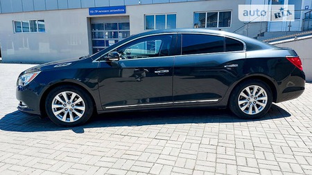 Buick LaCrosse 2013  випуску Одеса з двигуном 2.4 л гібрид седан автомат за 9990 долл. 