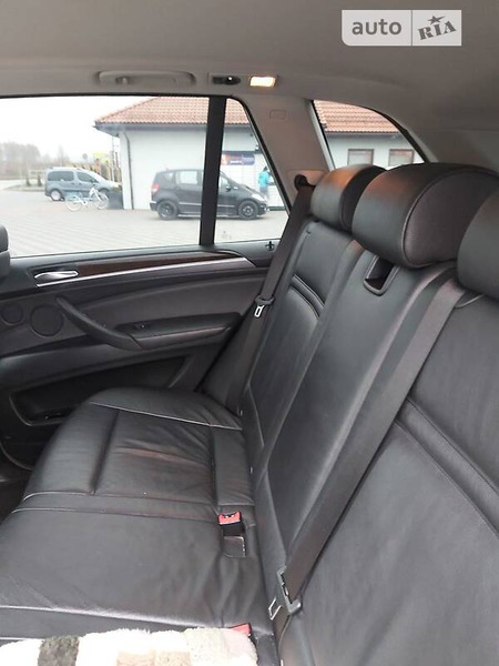 BMW X5 2007  випуску Чернігів з двигуном 0 л  позашляховик  за 16000 долл. 