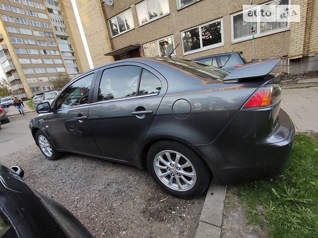 Mitsubishi Lancer 2011  випуску Дніпро з двигуном 1.8 л дизель седан механіка за 8500 долл. 