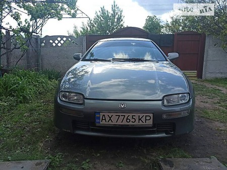 Mazda 323 1994  випуску Харків з двигуном 1.5 л  хэтчбек механіка за 3000 долл. 