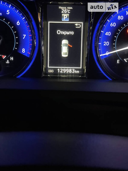 Toyota Camry 2014  випуску Дніпро з двигуном 2.5 л бензин седан автомат за 800000 грн. 