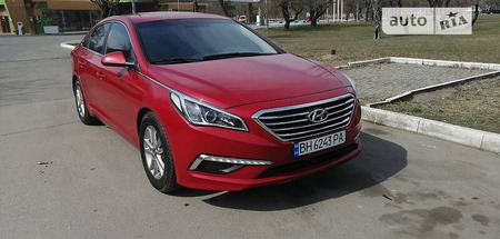 Hyundai Sonata 2017  випуску Одеса з двигуном 0 л бензин седан автомат за 13200 долл. 