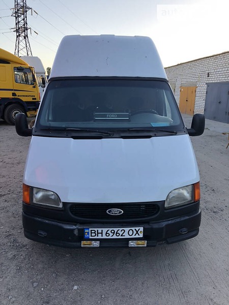 Ford Transit 1995  випуску Миколаїв з двигуном 2.5 л дизель мінівен механіка за 4300 долл. 