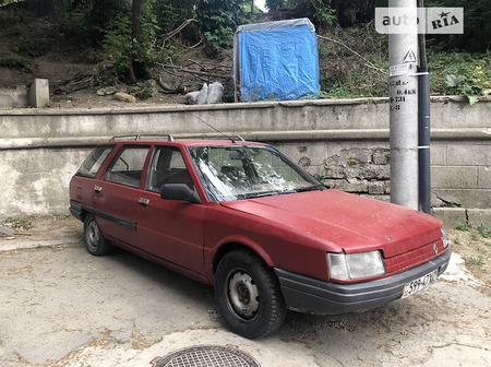 Renault 21 1987  випуску Одеса з двигуном 2.2 л  універсал механіка за 580 долл. 
