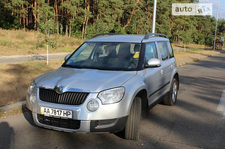 Skoda Yeti 2011  випуску Київ з двигуном 0 л бензин універсал механіка за 8700 долл. 