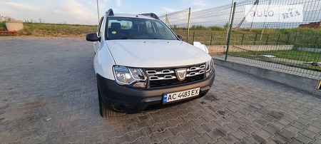 Dacia Duster 2014  випуску Луцьк з двигуном 1.5 л  позашляховик механіка за 7800 долл. 