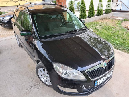 Skoda Fabia 2010  випуску Чернівці з двигуном 1.6 л дизель універсал механіка за 4800 долл. 