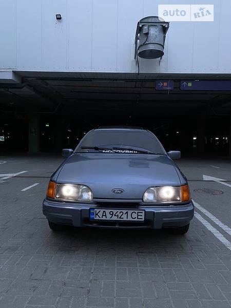 Ford Sierra 1989  випуску Київ з двигуном 2 л  седан механіка за 1500 долл. 