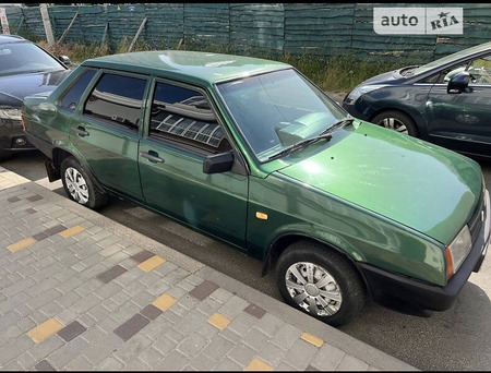 Lada 21099 2006  випуску Чернігів з двигуном 0 л бензин седан механіка за 2000 долл. 