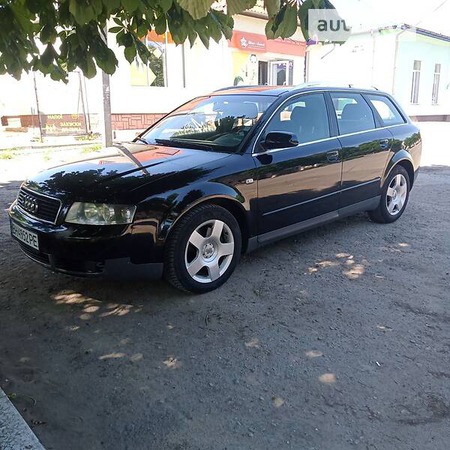 Audi A4 Limousine 2003  випуску Одеса з двигуном 2.5 л дизель універсал  за 3999 долл. 