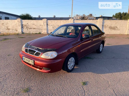 Daewoo Lanos 2005  випуску Черкаси з двигуном 1.5 л  седан механіка за 2850 долл. 