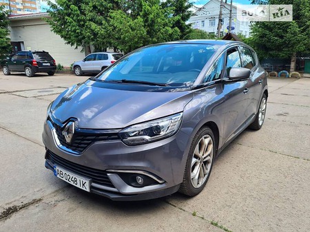 Renault Scenic 2017  випуску Вінниця з двигуном 1.5 л  мінівен механіка за 13900 долл. 