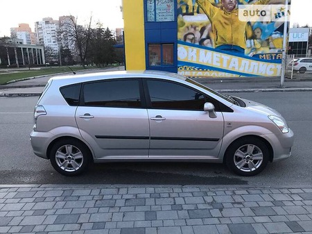 Toyota Corolla 2005  випуску Харків з двигуном 0 л бензин мінівен механіка за 6700 долл. 