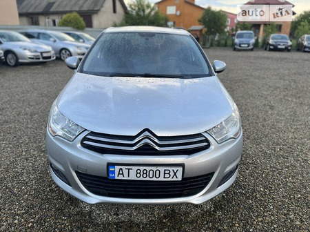 Citroen C4 2012  випуску Івано-Франківськ з двигуном 1.6 л дизель хэтчбек механіка за 6999 долл. 