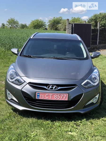 Hyundai i40 2014  випуску Луцьк з двигуном 1.7 л дизель універсал механіка за 8950 долл. 