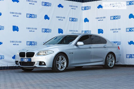 BMW 528 2010  випуску Луцьк з двигуном 3 л бензин седан автомат за 18200 долл. 