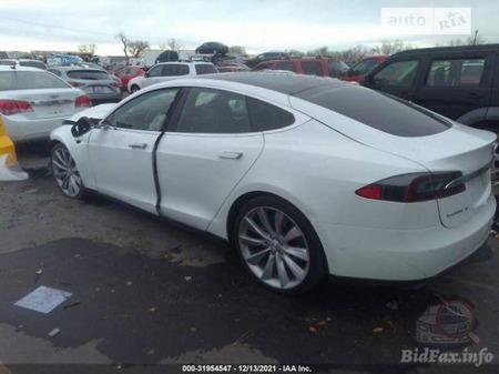 Tesla S 2015  випуску Київ з двигуном 0 л електро ліфтбек автомат за 17000 долл. 