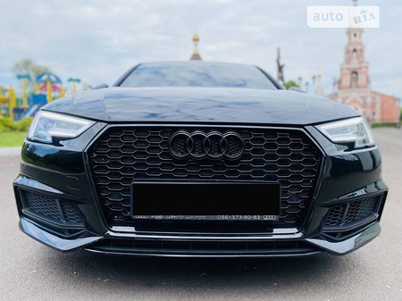 Audi S4 Saloon 2018  випуску Дніпро з двигуном 3 л бензин седан автомат за 37900 долл. 