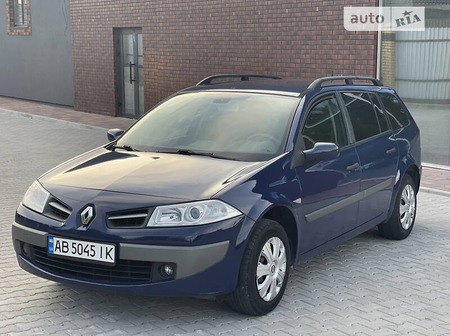 Renault Megane 2009  випуску Вінниця з двигуном 1.6 л бензин універсал механіка за 5250 долл. 