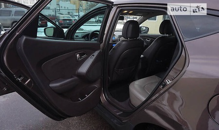 Hyundai ix35 2010  випуску Одеса з двигуном 2 л бензин позашляховик автомат за 12500 долл. 