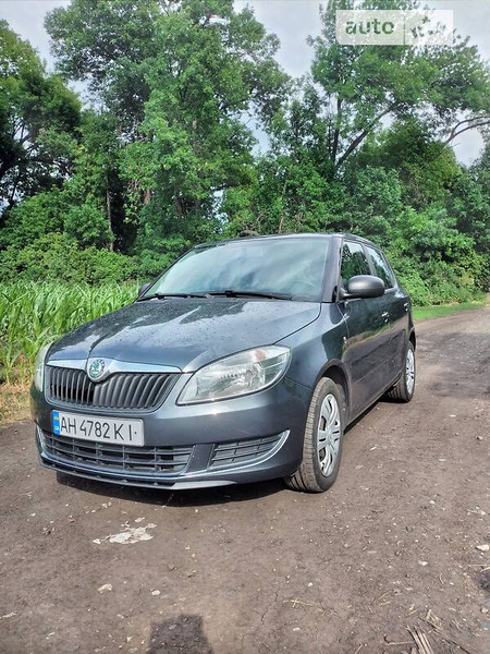 Skoda Fabia 2010  випуску Полтава з двигуном 1.2 л дизель хэтчбек механіка за 6700 долл. 