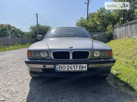 BMW 728 1994  випуску Тернопіль з двигуном 2.8 л  седан механіка за 4700 долл. 