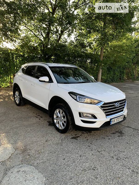 Hyundai Tucson 2019  випуску Чернівці з двигуном 0 л  позашляховик автомат за 25500 долл. 