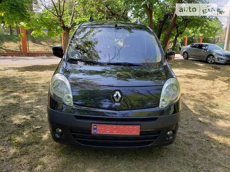 Renault Kangoo Express 2011  випуску Одеса з двигуном 1.5 л дизель мінівен механіка за 7800 долл. 