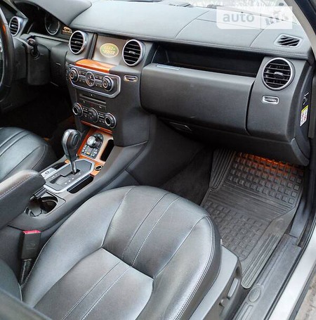Land Rover Discovery 2011  випуску Луцьк з двигуном 3 л дизель позашляховик автомат за 16300 долл. 
