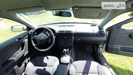 Audi A3 Limousine 2003  випуску Рівне з двигуном 0 л дизель універсал автомат за 4400 долл. 