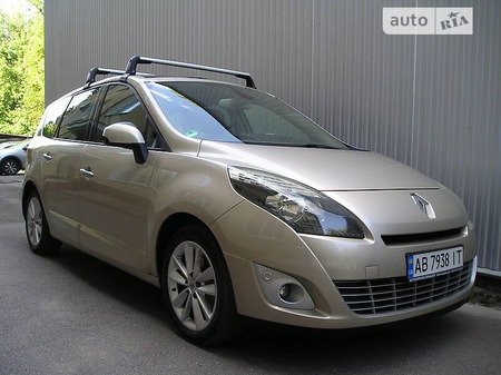 Renault Scenic 2009  випуску Вінниця з двигуном 1.9 л дизель універсал механіка за 6500 долл. 