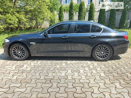 BMW 528 2011  випуску Чернівці з двигуном 2 л бензин седан автомат за 16299 долл. 