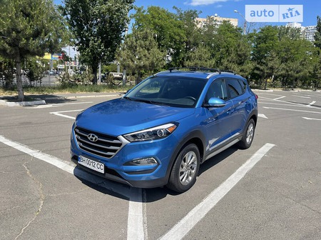 Hyundai Tucson 2017  випуску Одеса з двигуном 2 л бензин позашляховик автомат за 19800 долл. 