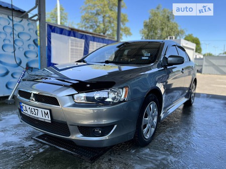 Mitsubishi Lancer 2015  випуску Черкаси з двигуном 2 л бензин седан автомат за 8900 долл. 