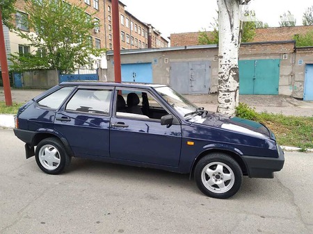 Lada 2109 2006  випуску Запоріжжя з двигуном 0 л  хэтчбек механіка за 2599 долл. 