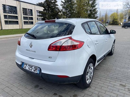 Renault Megane 2013  випуску Київ з двигуном 0 л дизель хэтчбек механіка за 3250 євро 