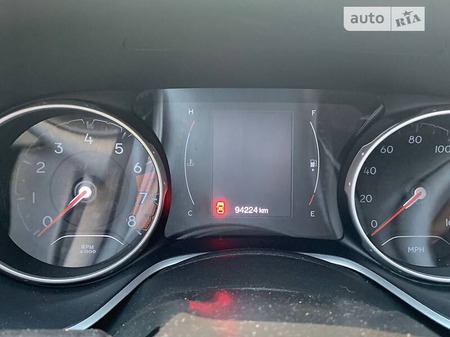 Jeep Compass 2018  випуску Дніпро з двигуном 2.4 л бензин позашляховик автомат за 16900 долл. 
