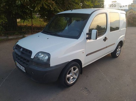 Fiat Doblo 2003  випуску Львів з двигуном 1.9 л дизель мінівен механіка за 3100 долл. 