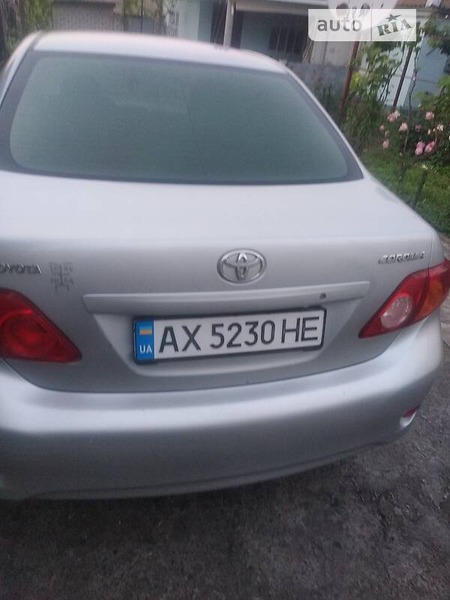 Toyota Corolla 2007  випуску Харків з двигуном 0 л  седан механіка за 6500 долл. 