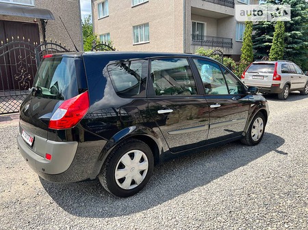 Renault Scenic 2009  випуску Тернопіль з двигуном 2 л бензин мінівен механіка за 5250 долл. 