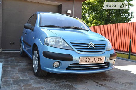 Citroen C3 2003  випуску Хмельницький з двигуном 1.4 л бензин хэтчбек автомат за 3799 долл. 