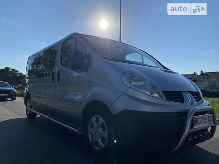 Renault Trafic 2008  випуску Тернопіль з двигуном 0 л дизель мінівен механіка за 9500 долл. 