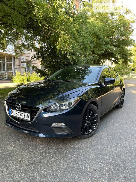 Mazda 3 2014  випуску Полтава з двигуном 2 л бензин седан автомат за 10700 долл. 