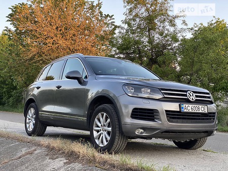 Volkswagen Touareg 2010  випуску Київ з двигуном 3.6 л бензин позашляховик автомат за 13900 долл. 